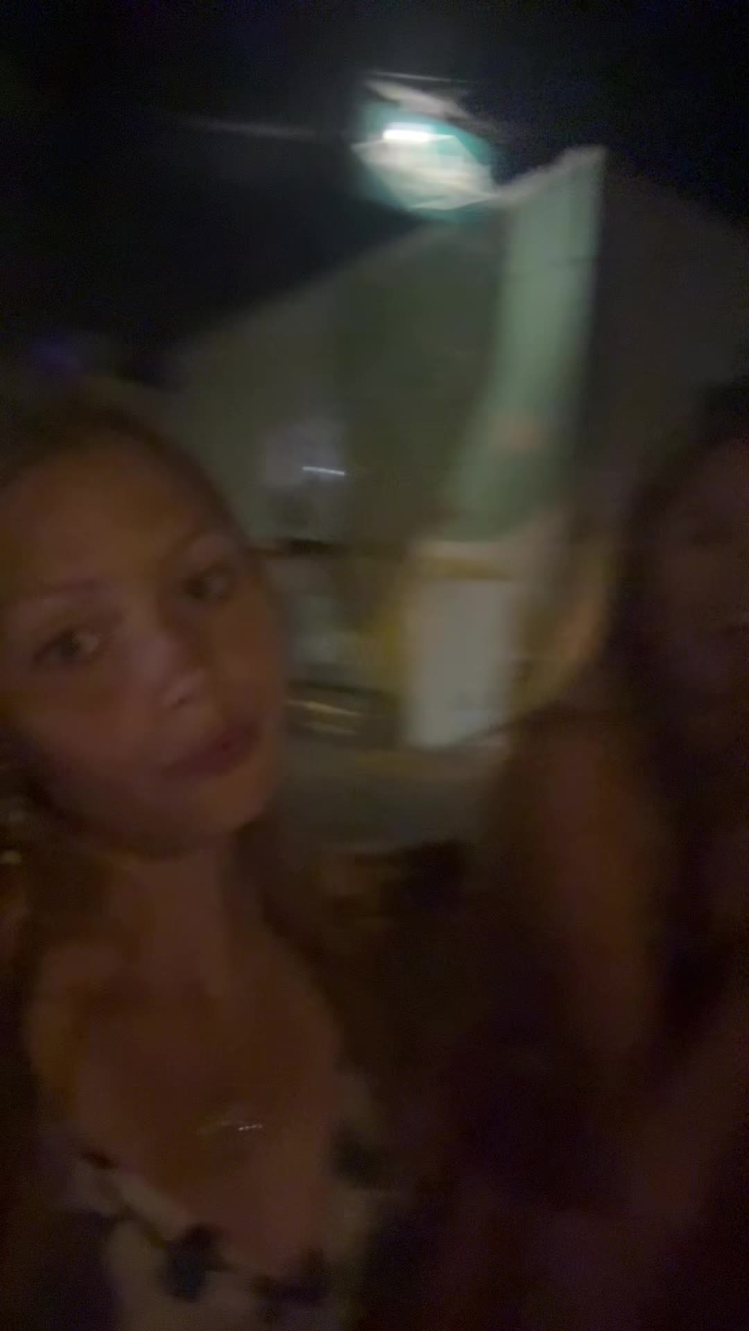 @Bella Moore