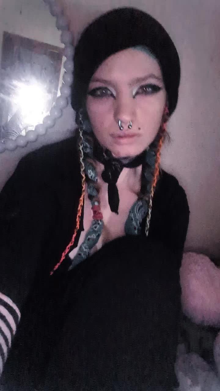 @Love2h8u