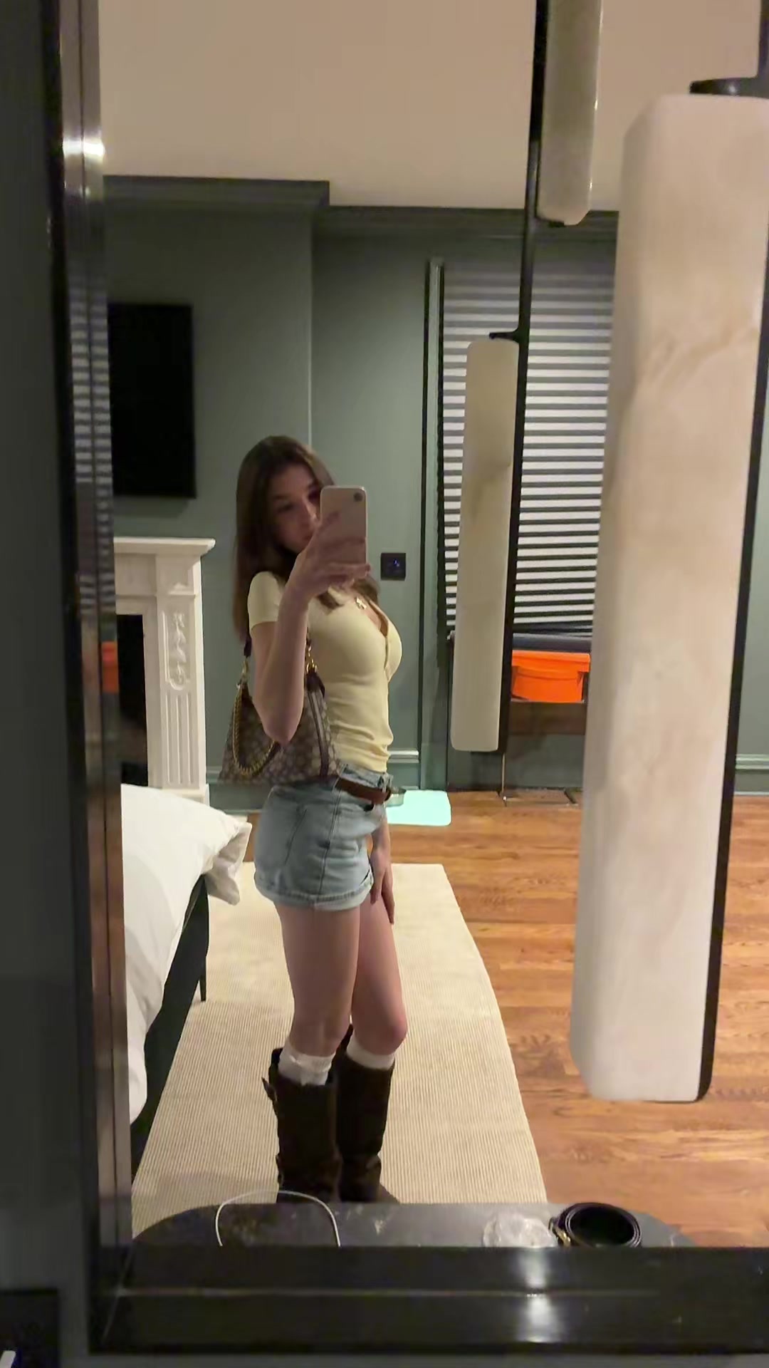 @karolina