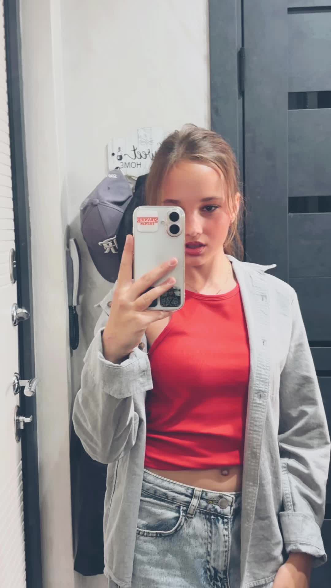 @Elina Puzyreva