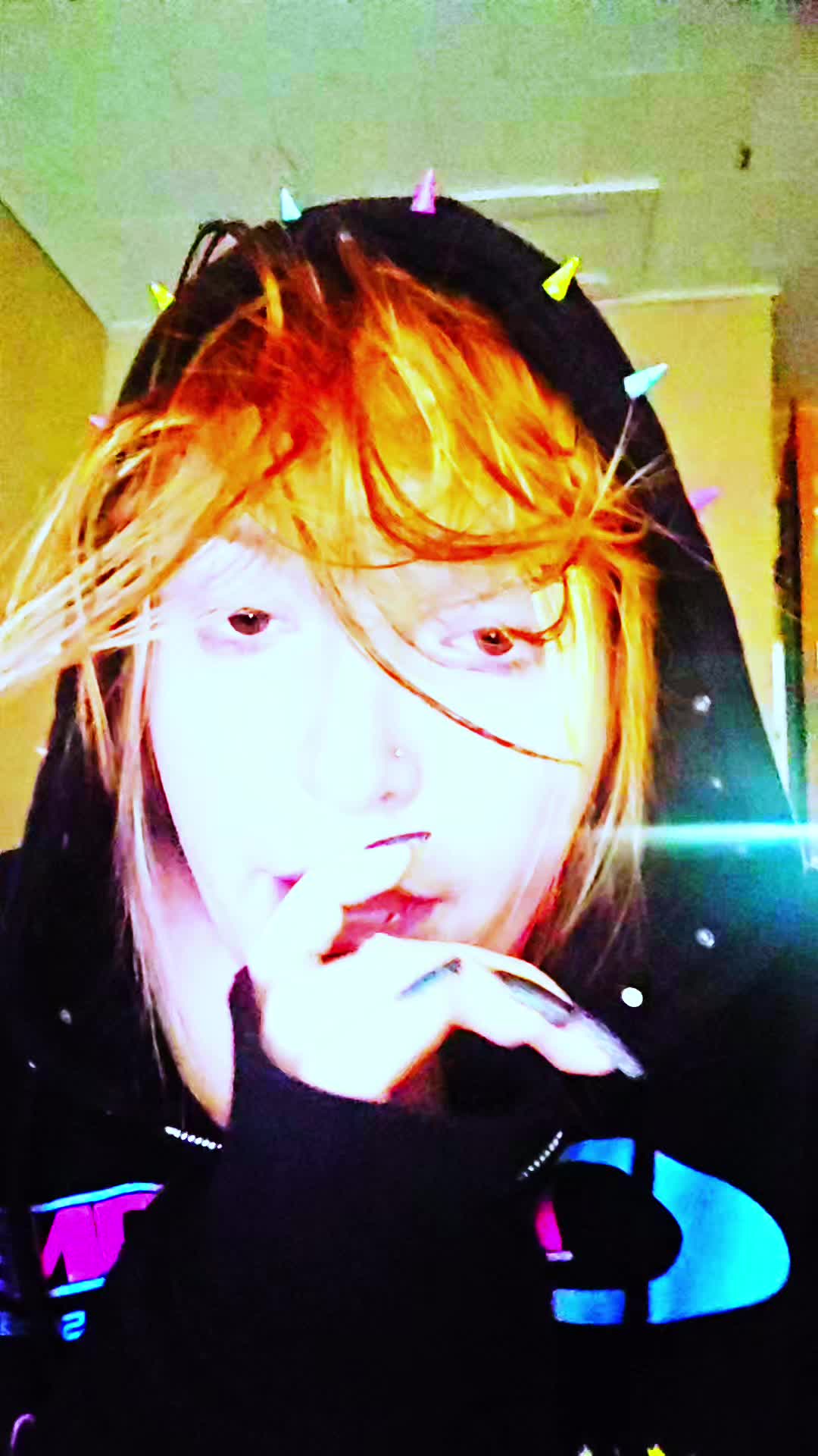 @⊹XoeDotCom⊹