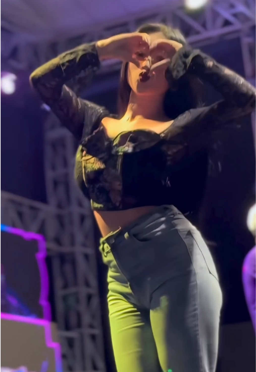 @ValenWijaya✨