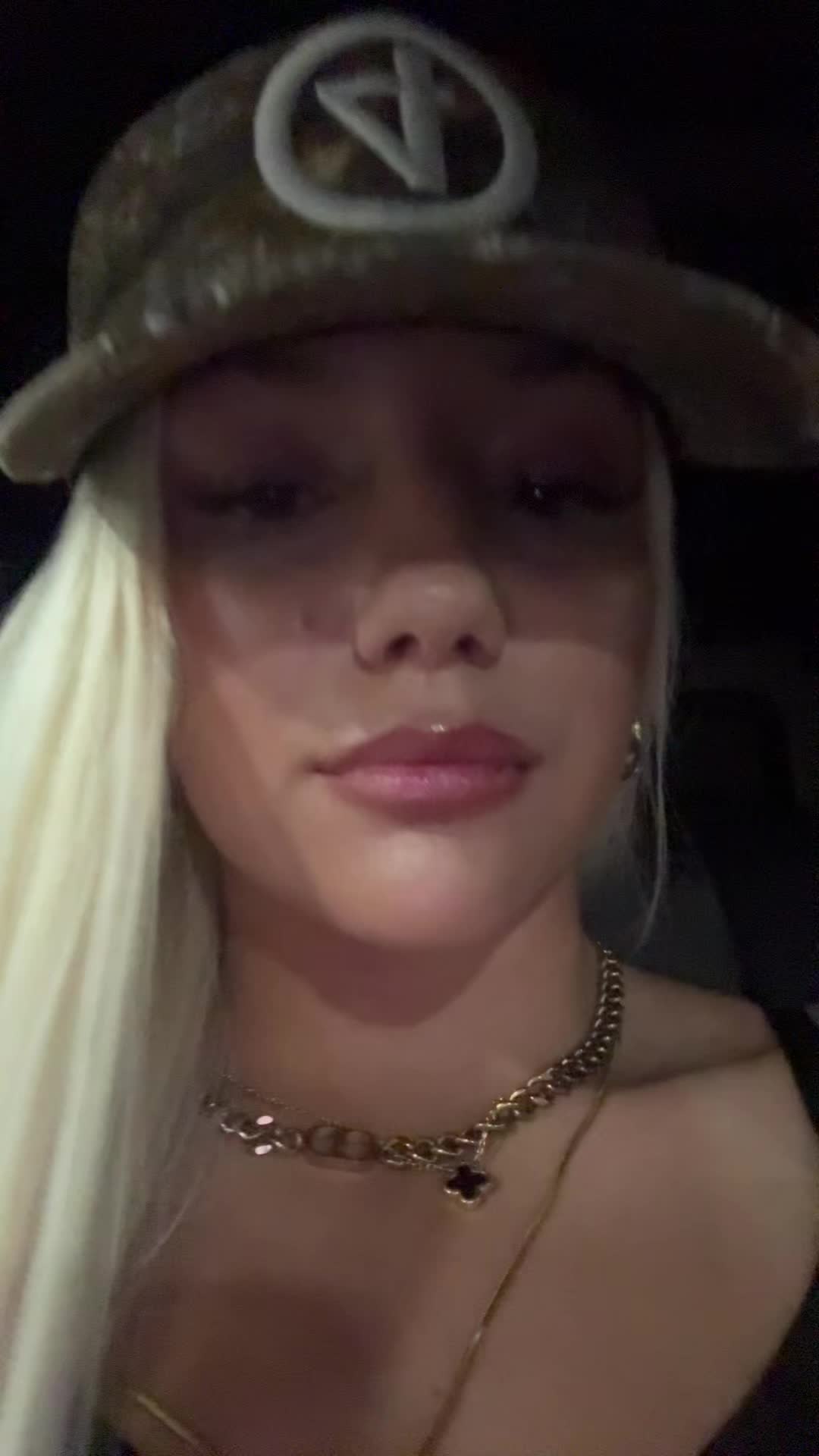 @chlo 🥸