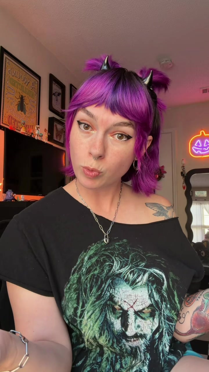 @𝕯𝖆𝖓𝖎 ♡
