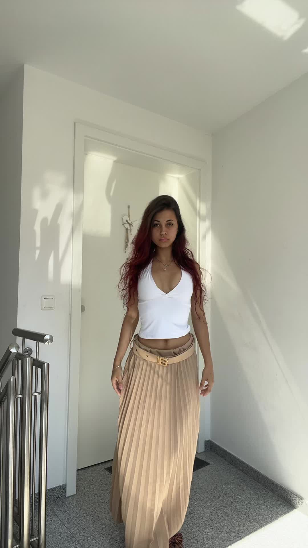 @𝒮‘