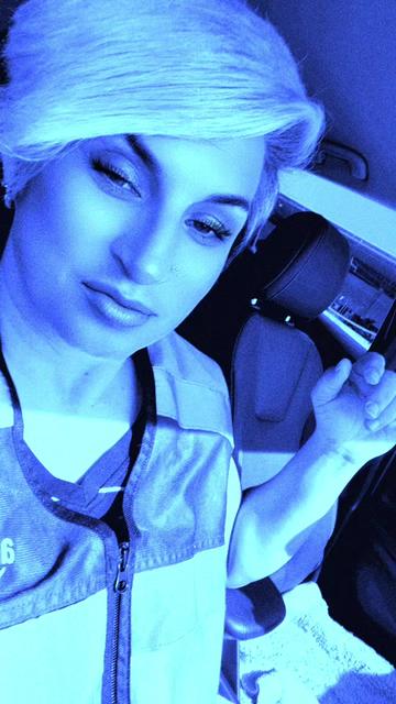 @EyeCandiXoX