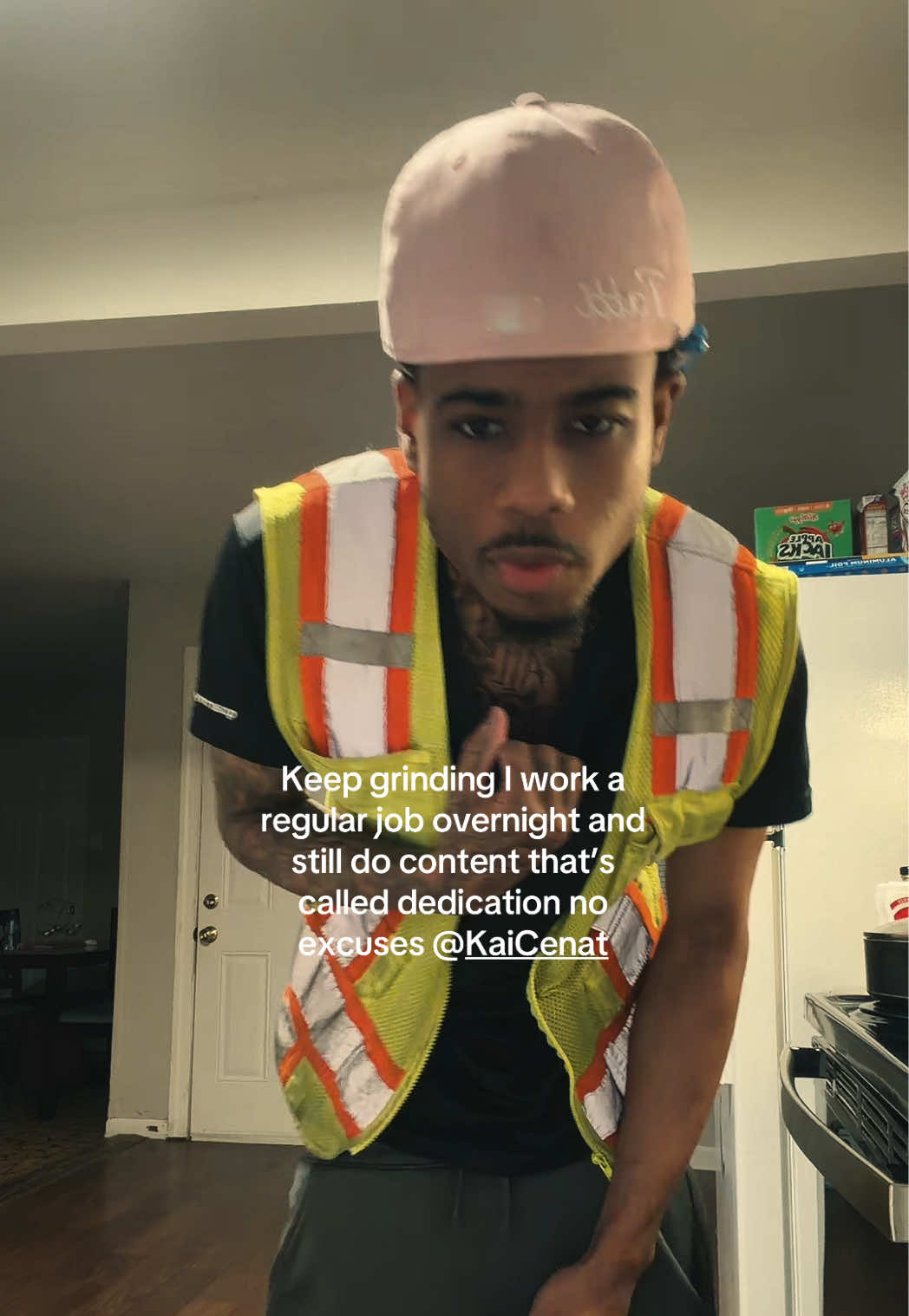 @FamousTrayski