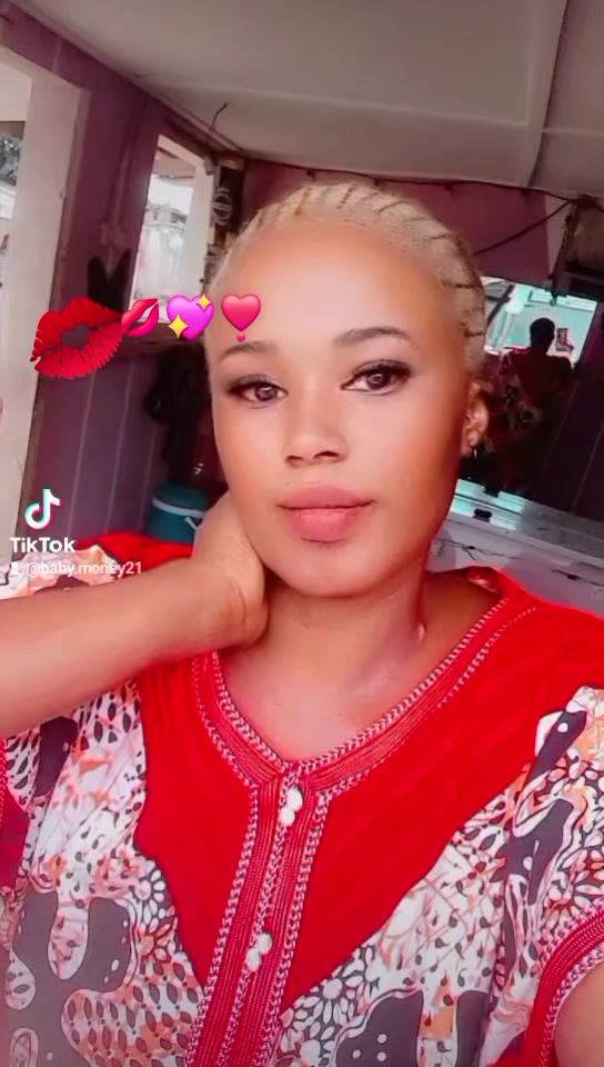 @Baby 💞 money🥰