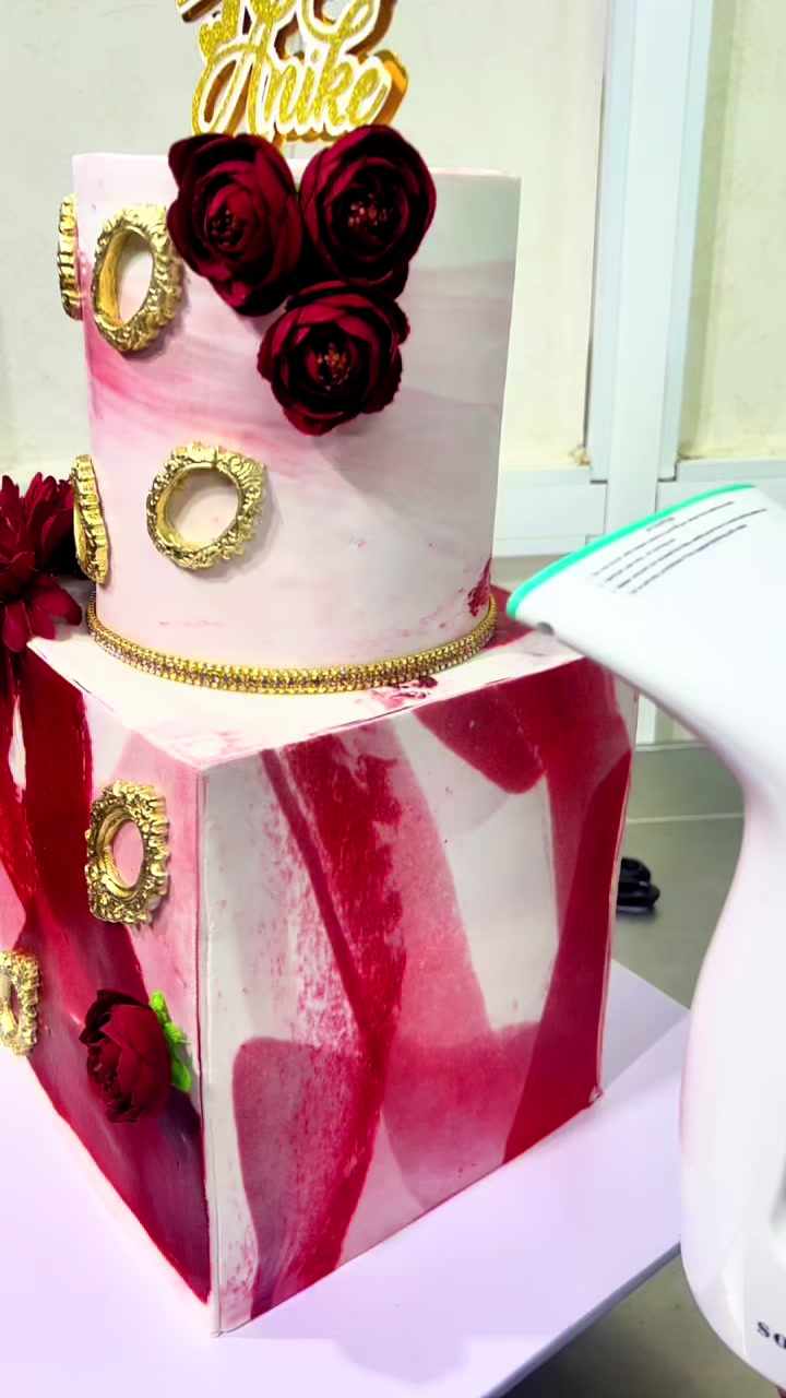 @mbs_cakes_pastries