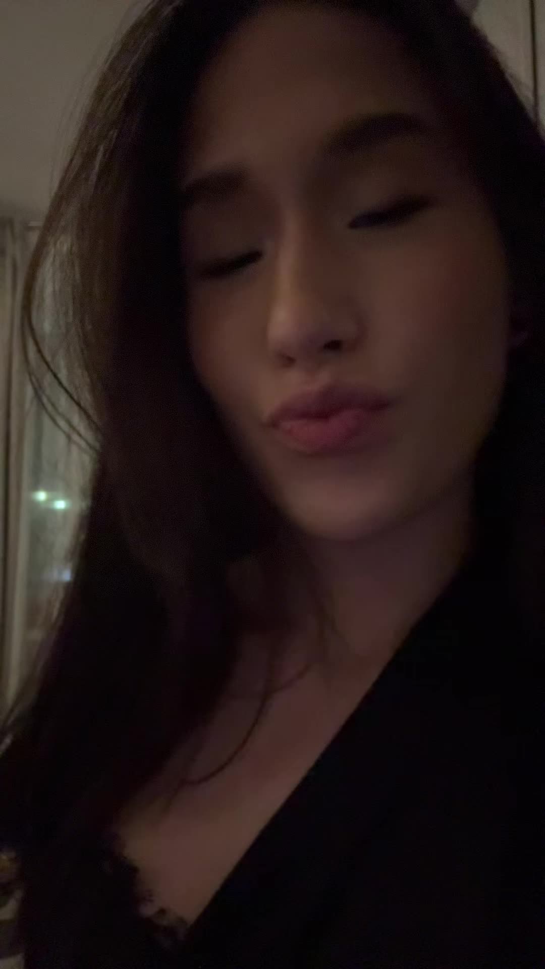 @v.elizabeth.m