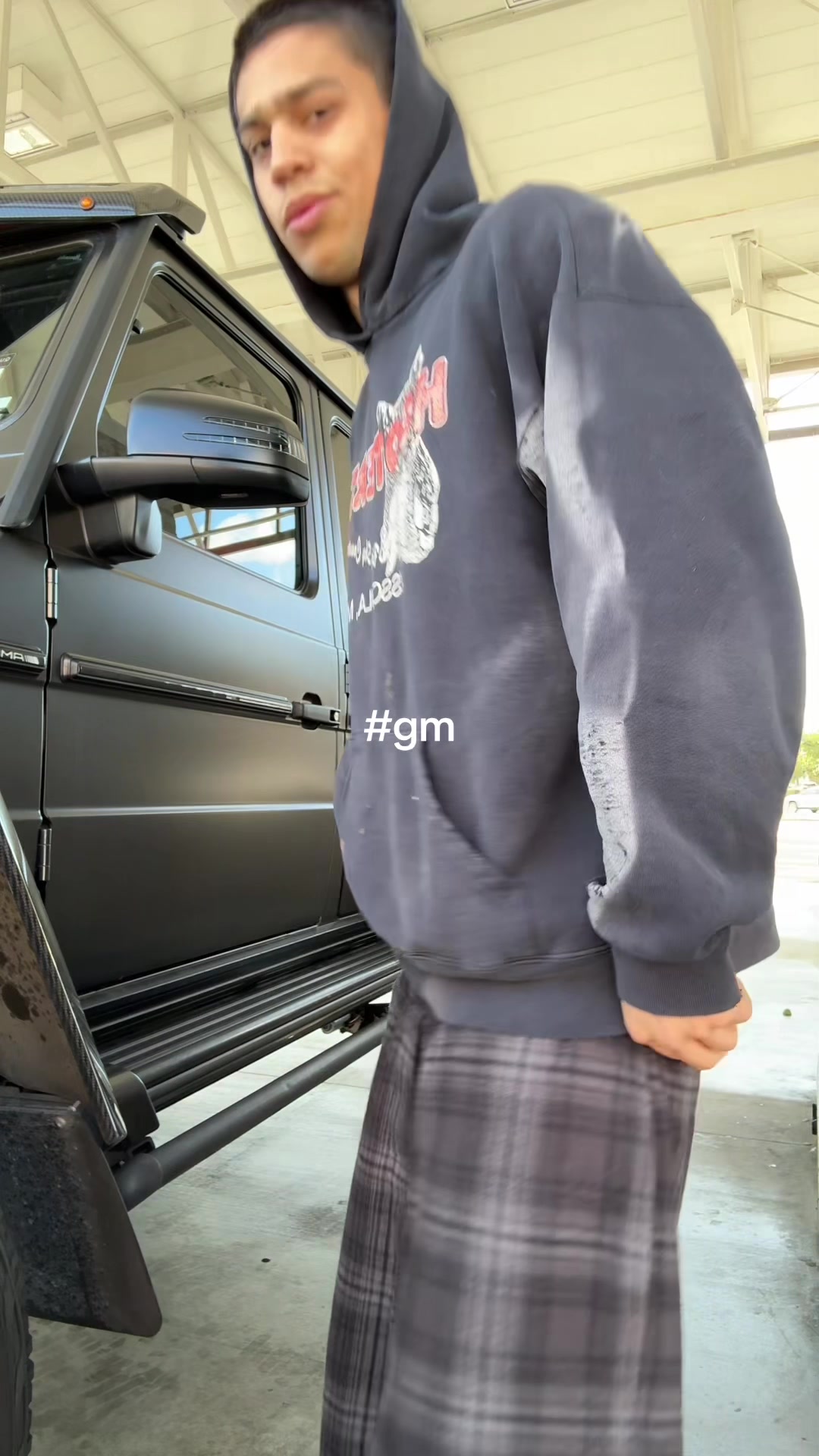 @trimothyneutron
