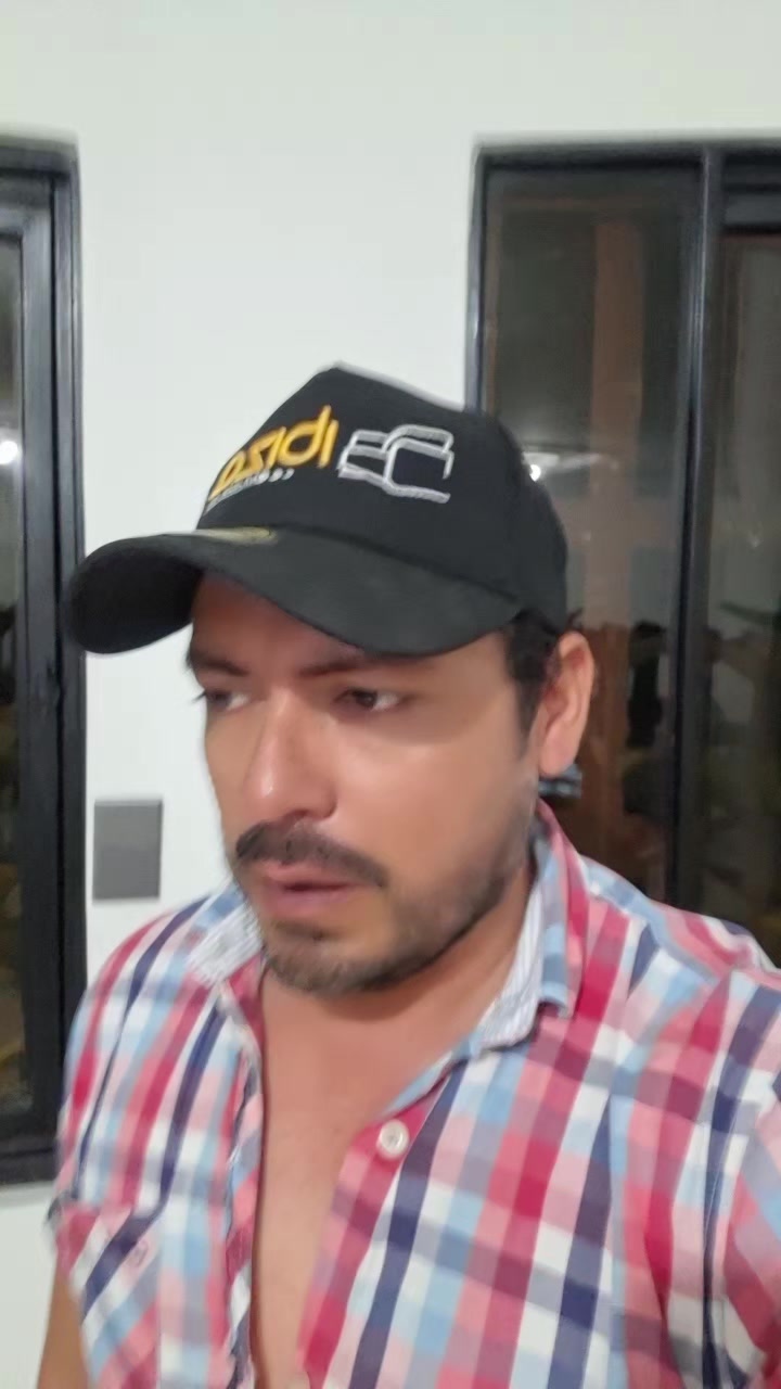 @Geovanny Patiño