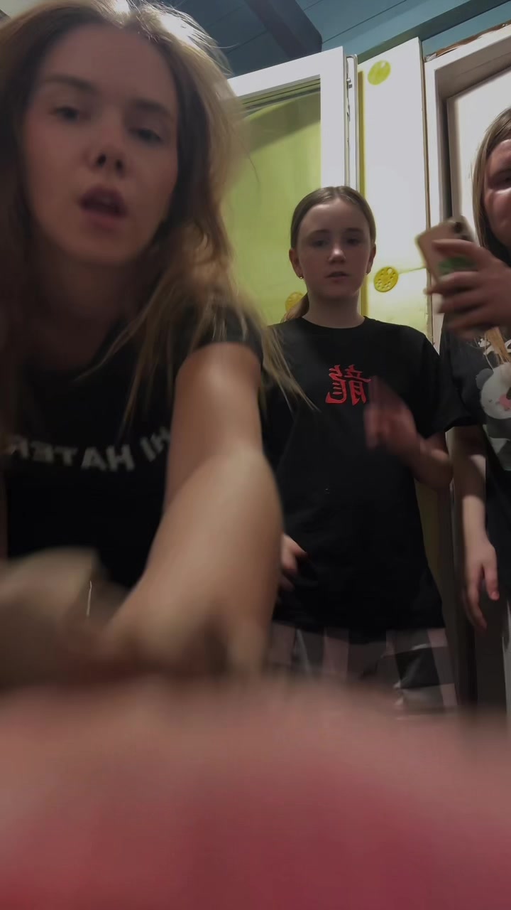 @nestesees
