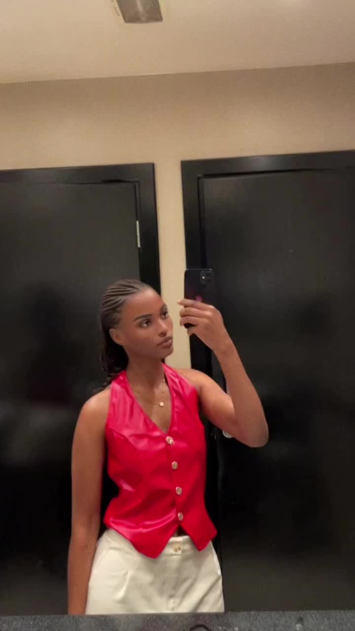 @️Vee💋