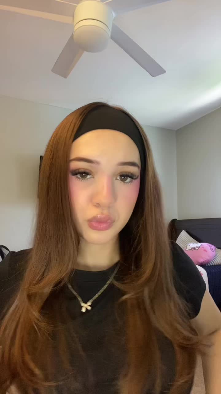@Annaiz