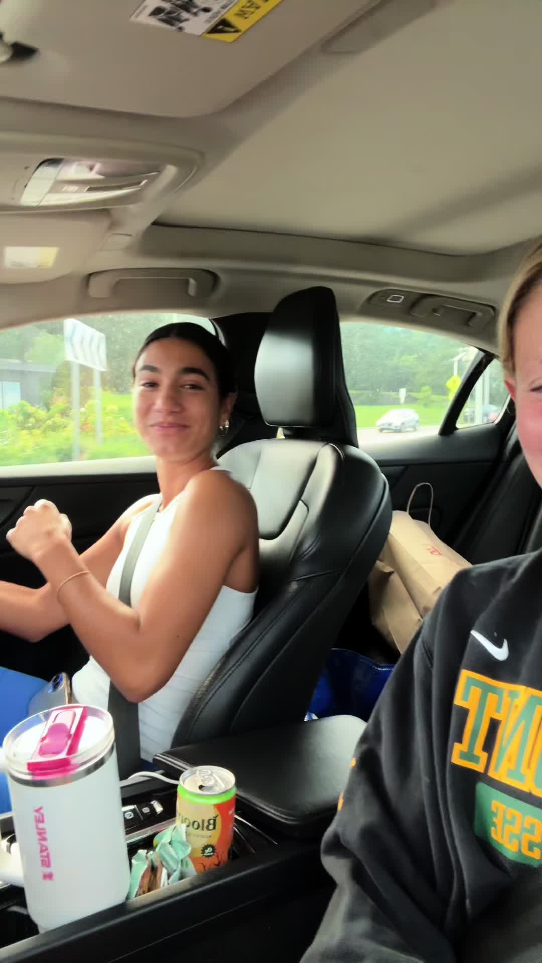 @carolinekagan