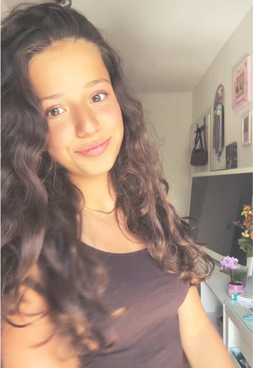 @Jolie🦋