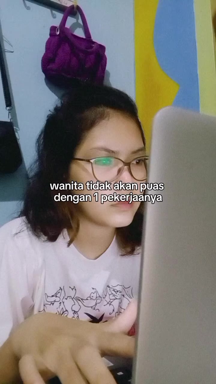 @girlmood💢