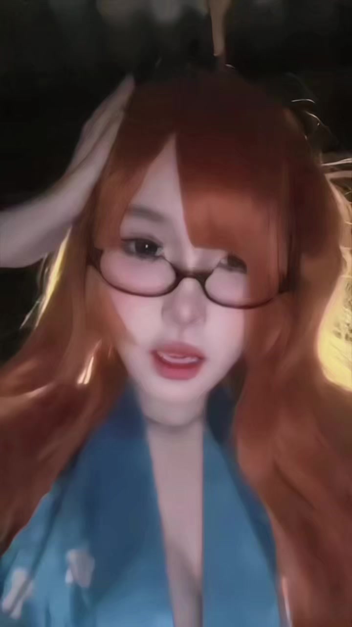 @Kanyarattweetie