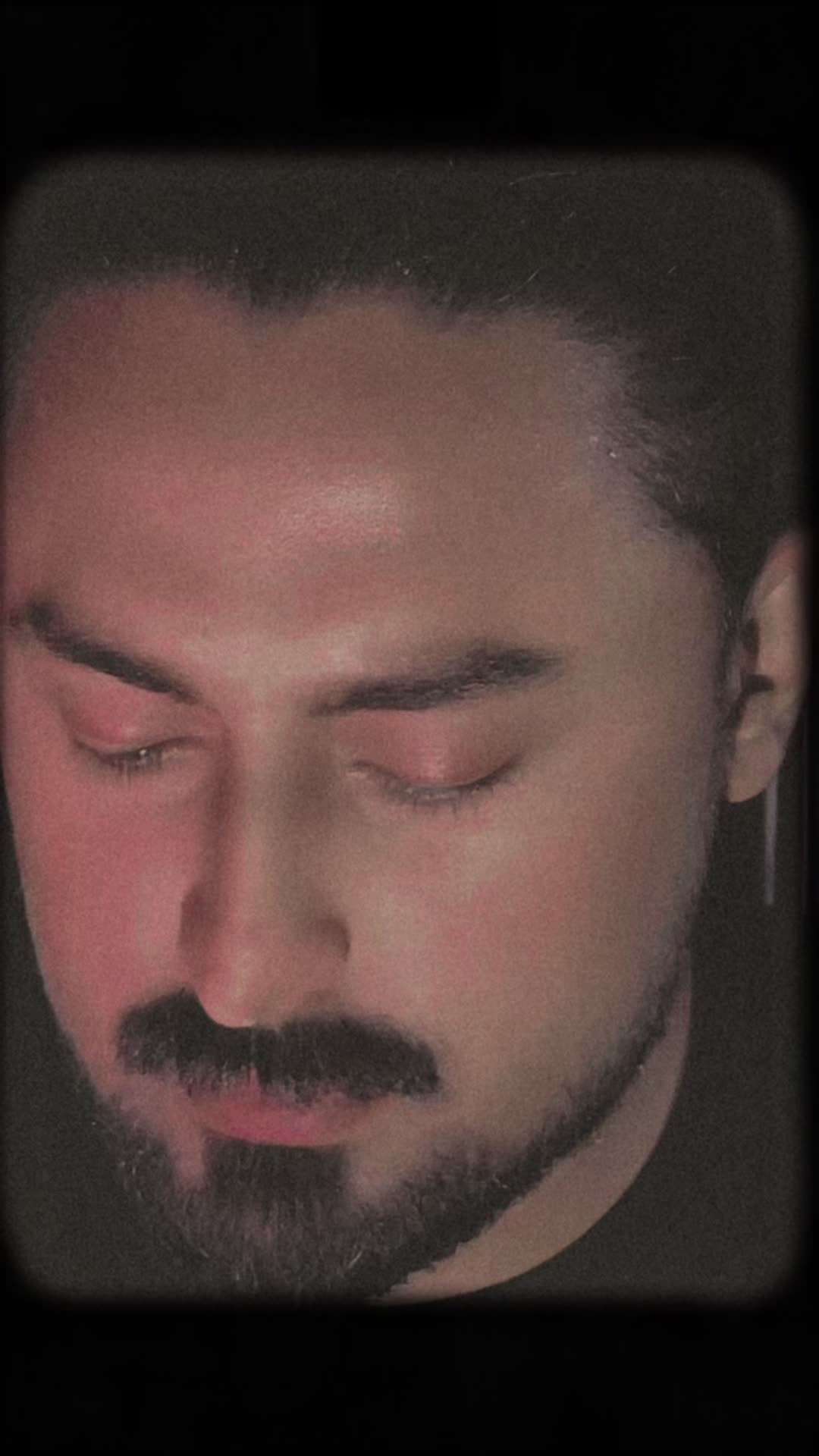 @千azzi~OO7🎭