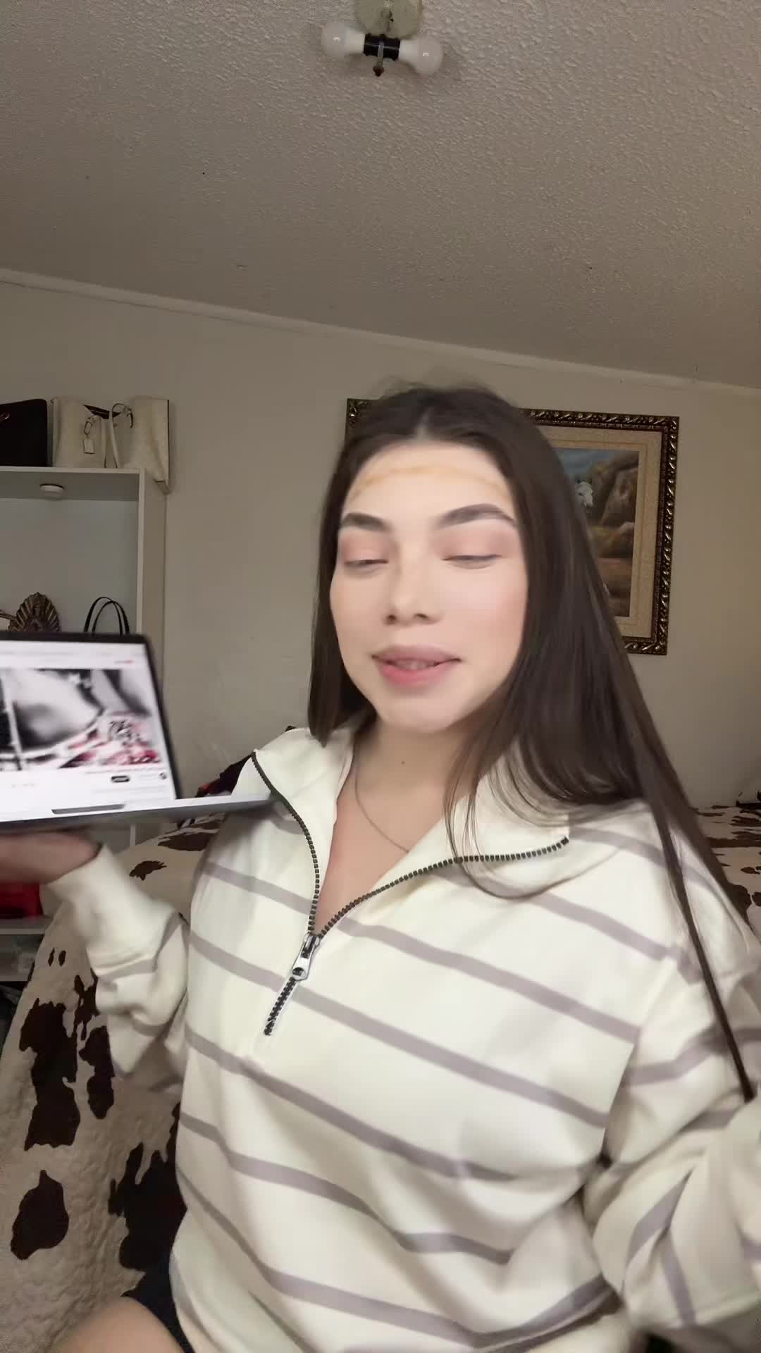 @Amairani