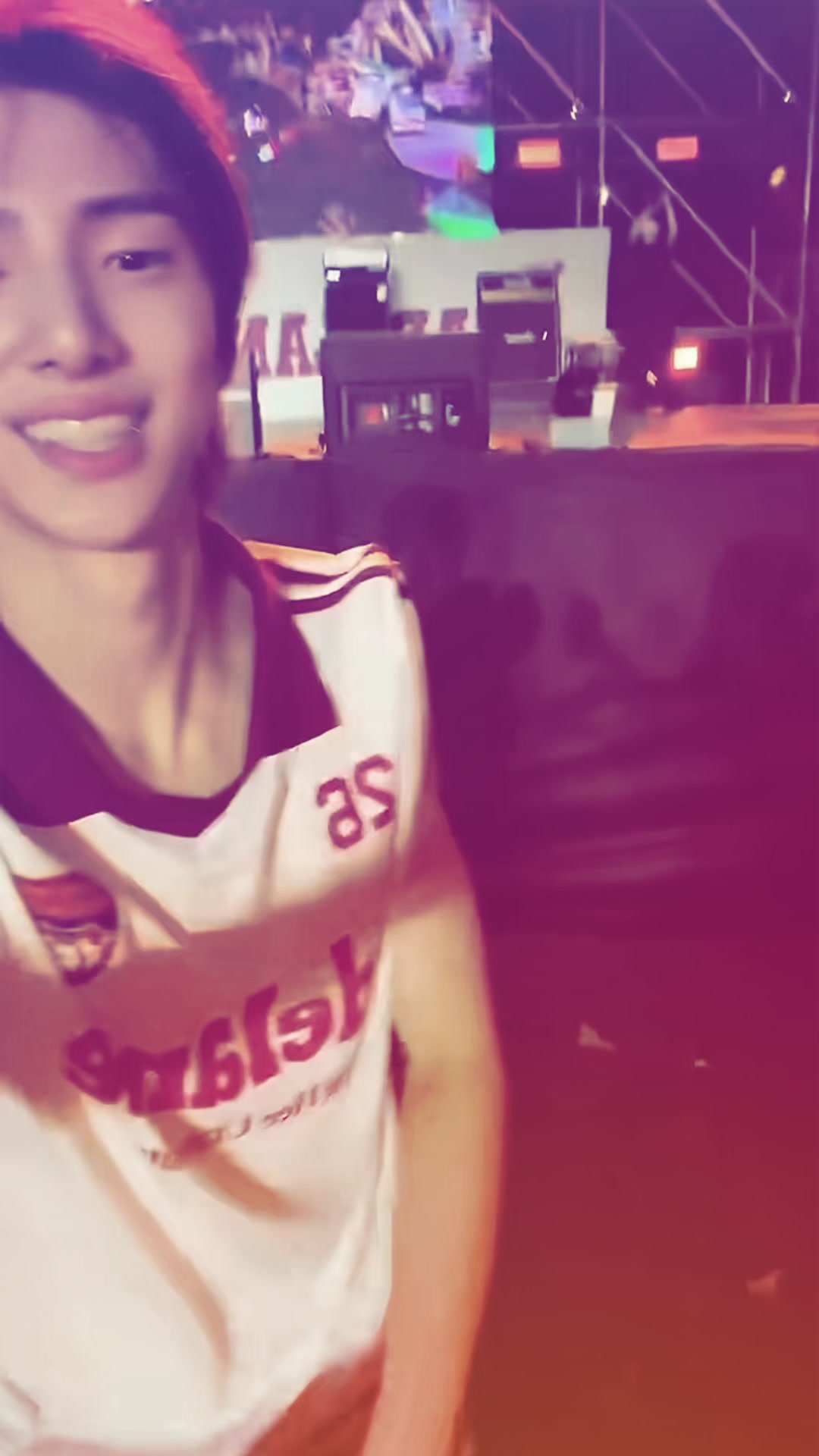 @mếu