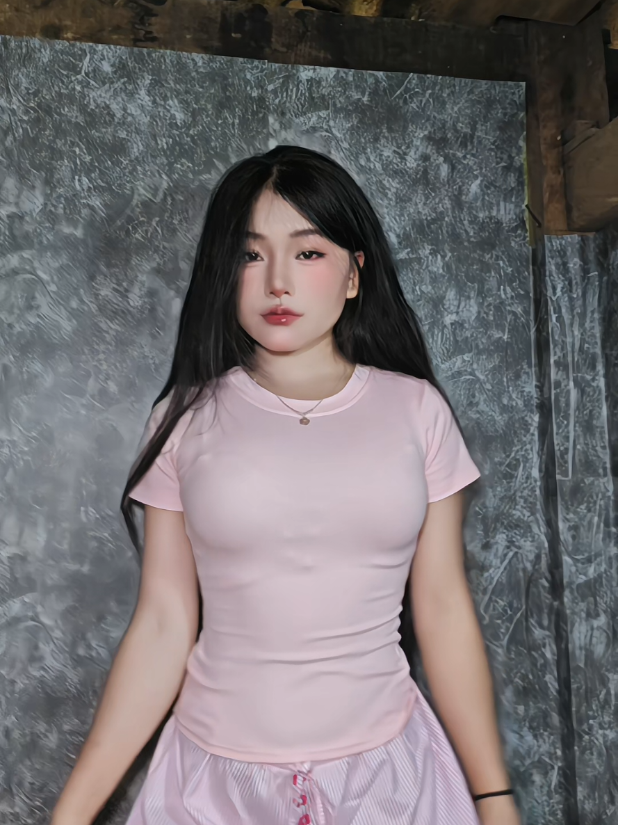 @HO&Agrave;NG VĂN T&Uacute;