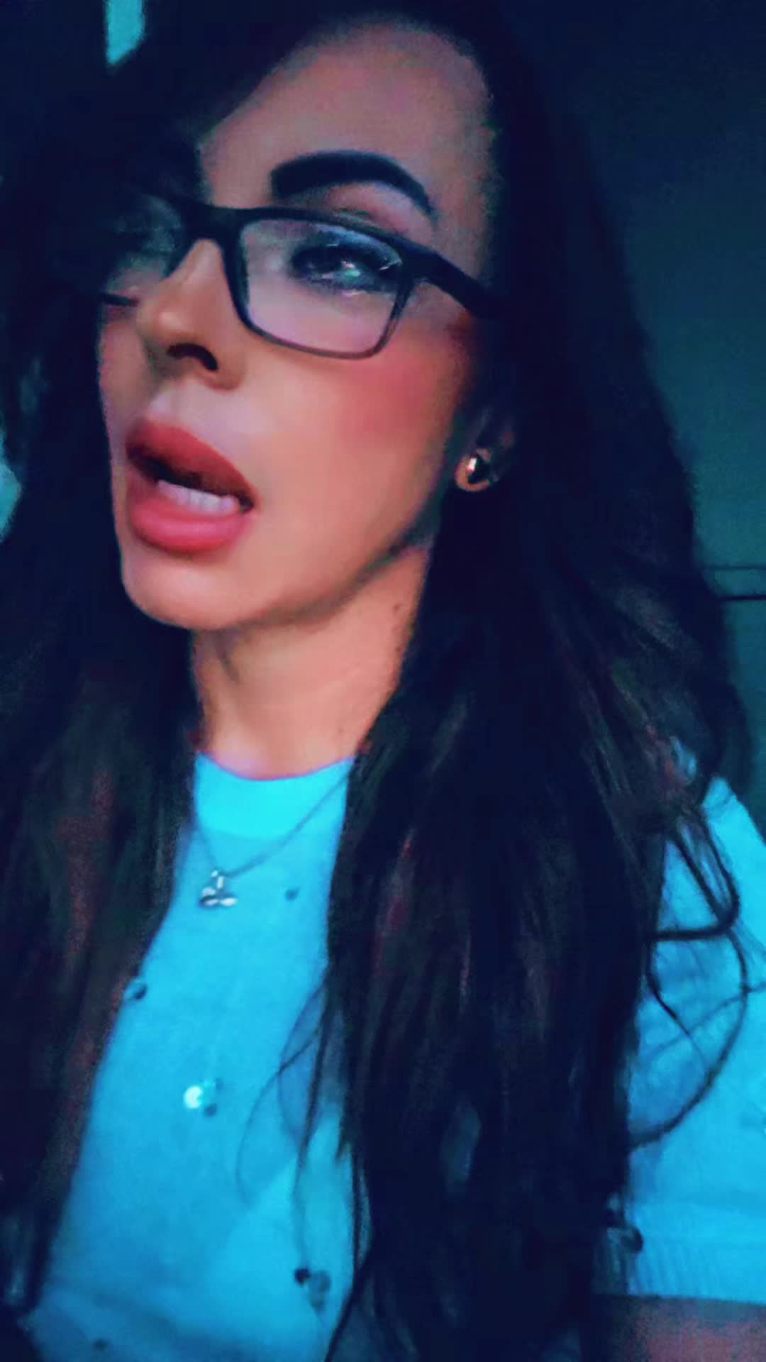@Luna