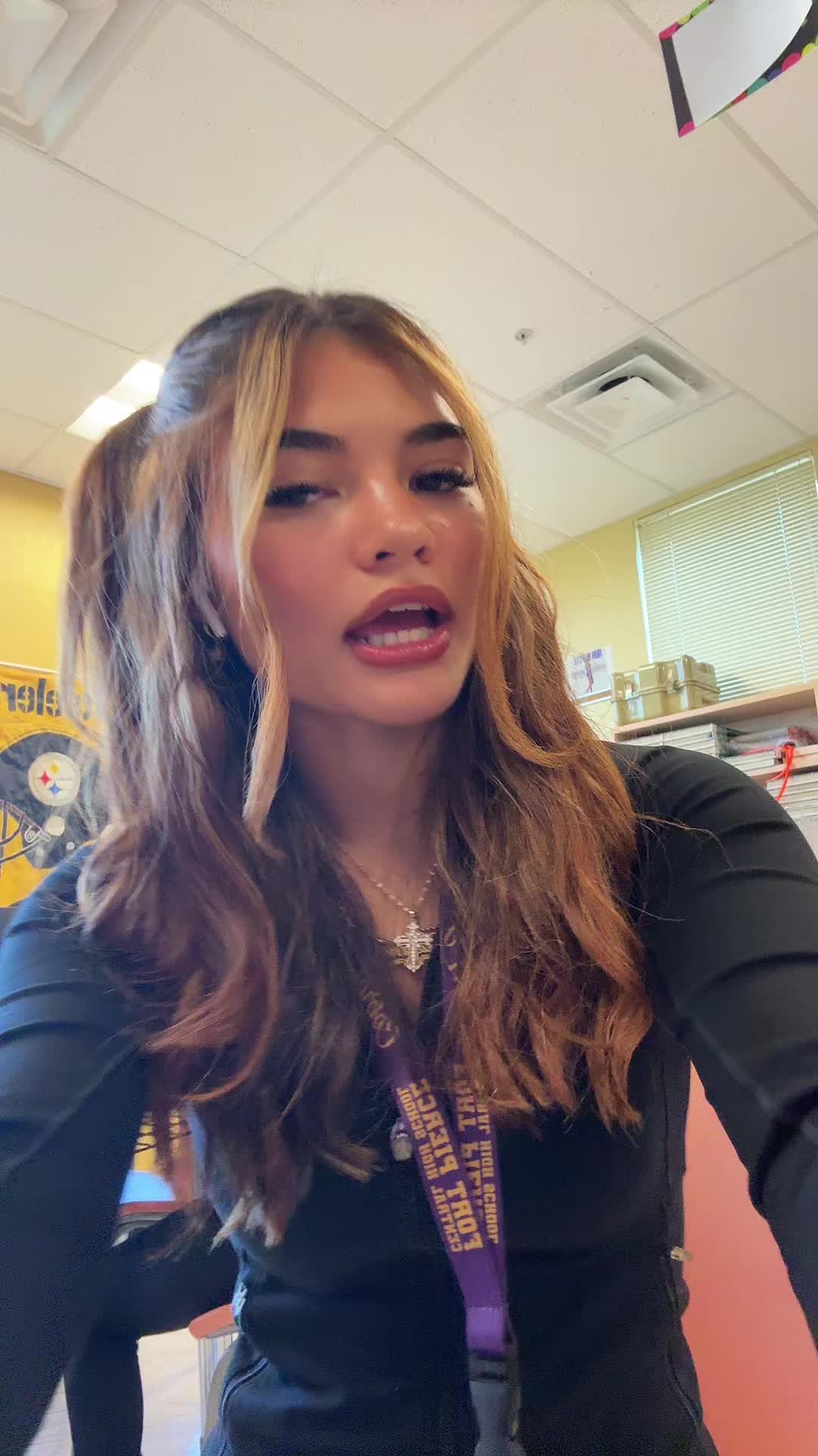 @Sabrina💋