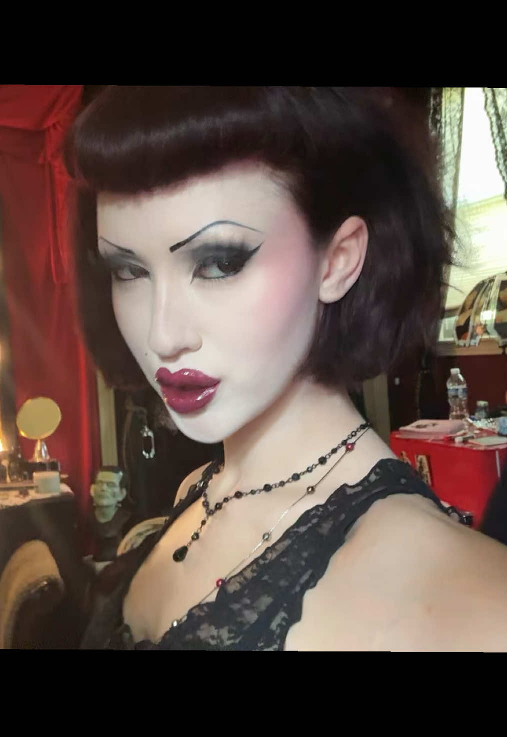 @𝒮𝐼𝑅𝐸𝒩𝒜 𝒮𝒯𝒜𝑅𝑅💋