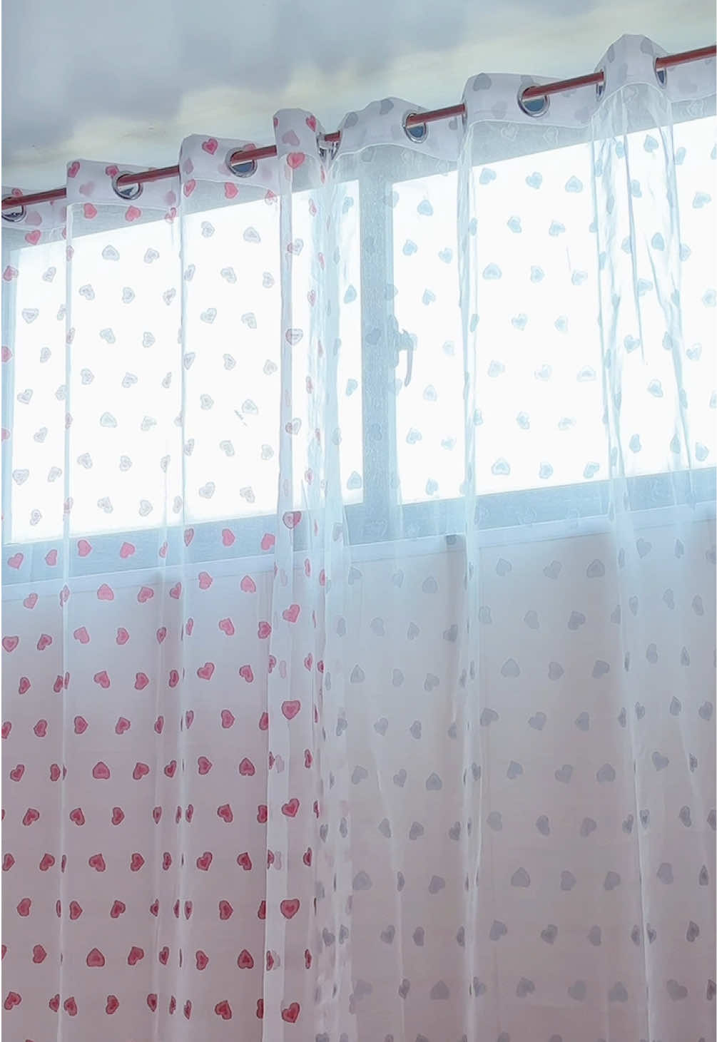 @k.curtain