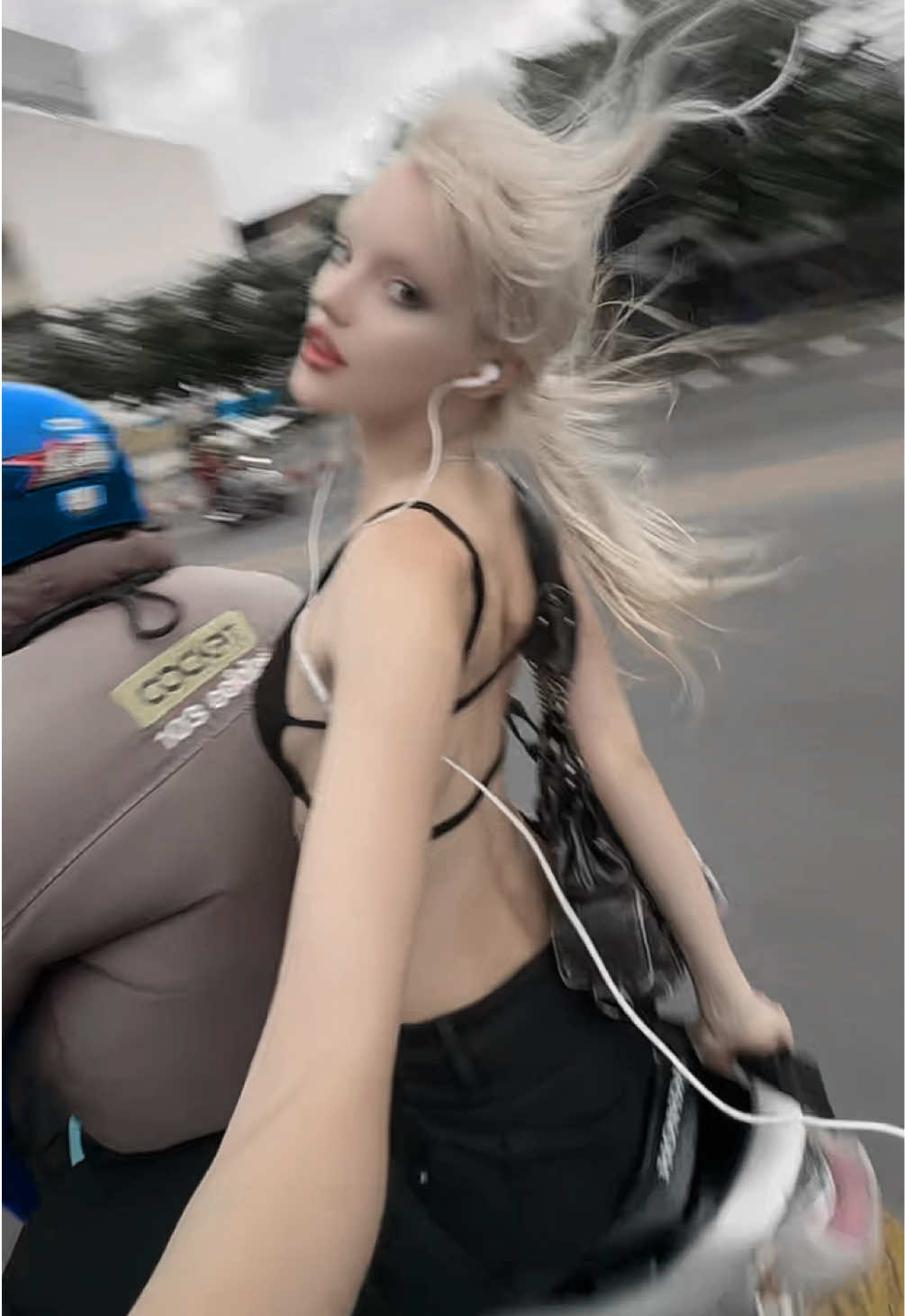 @vialienn