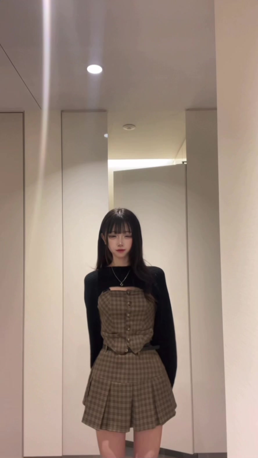 @にゃむ