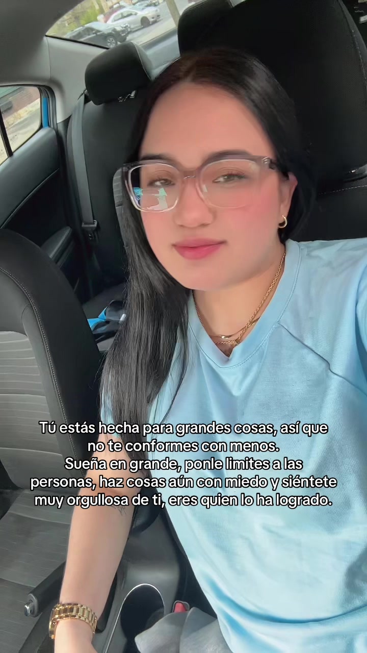 @NICOLE🌻