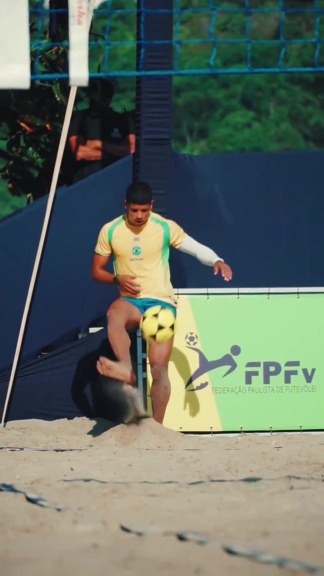 @cortesfutvolei