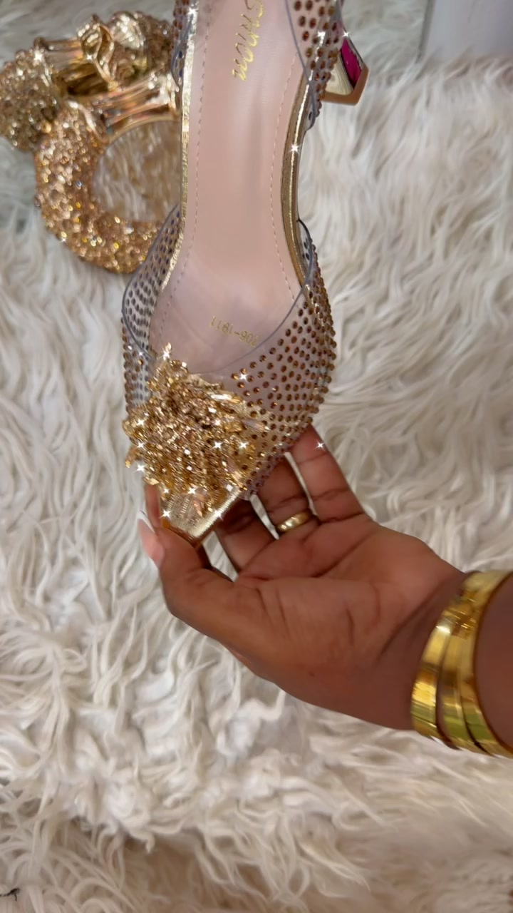 @Fadima la reine des ensembles
