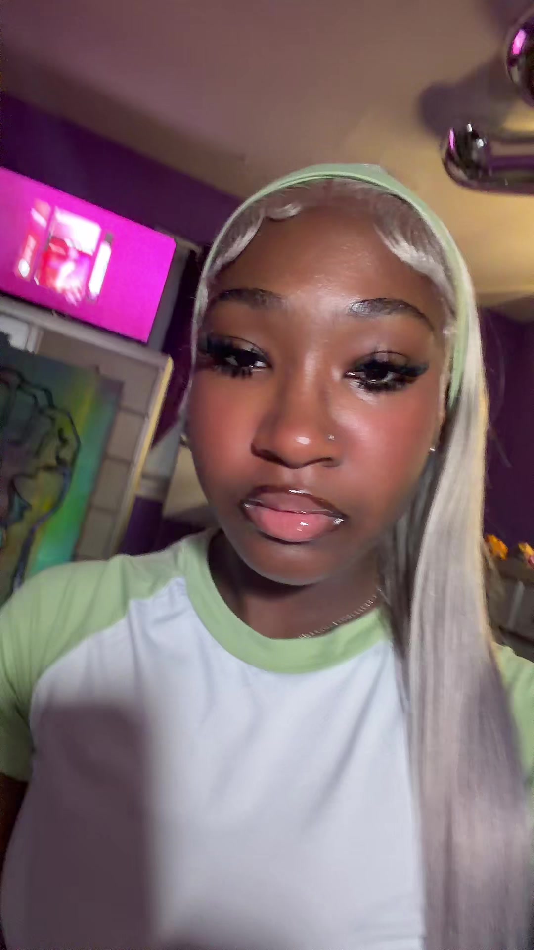 @Queenariiiberryyy🍓