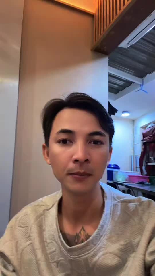 @รักเพื่อชิวิดบ่าวสะหวันนะเขด