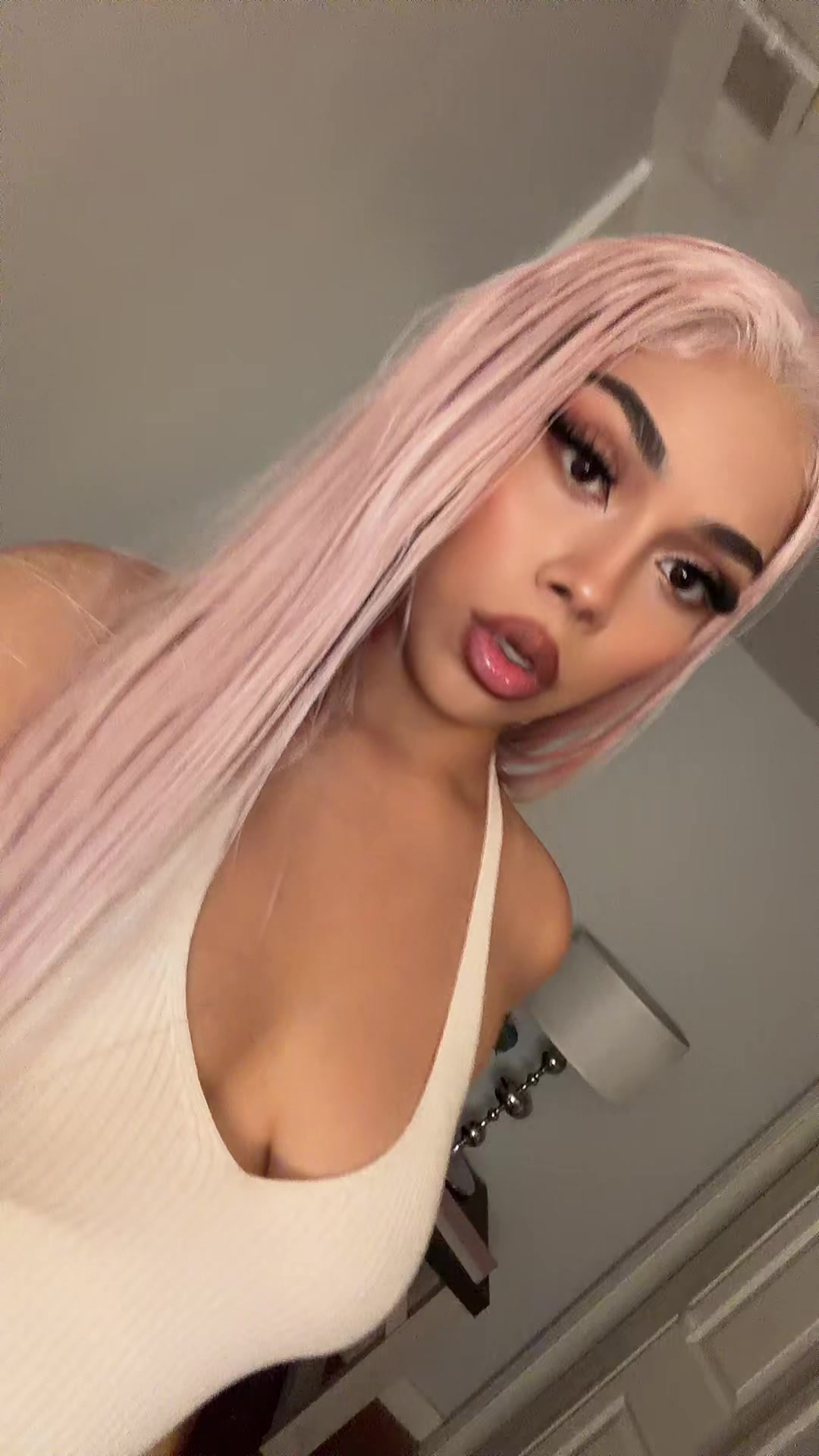 @Lola Bunny