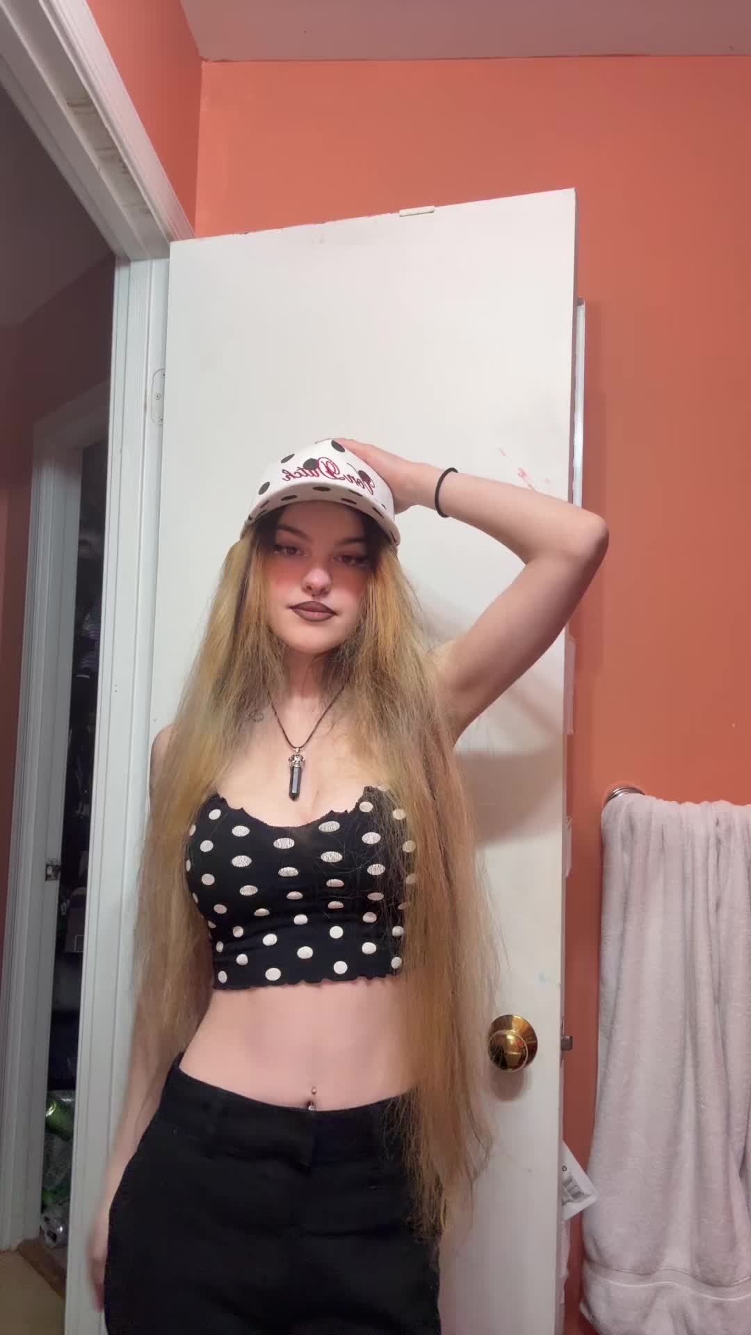 @Ch3rrybabexx
