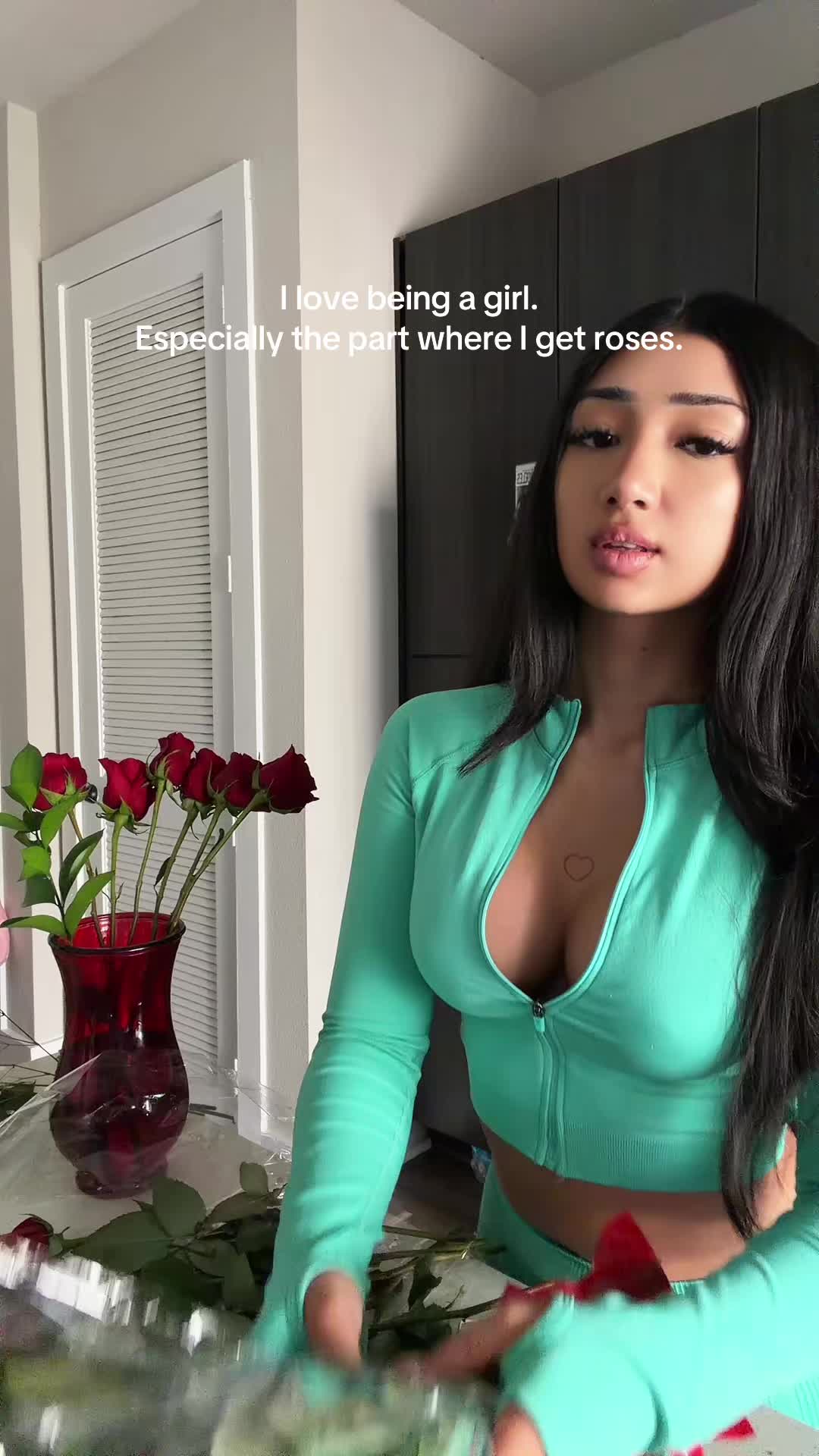 @V ♠️