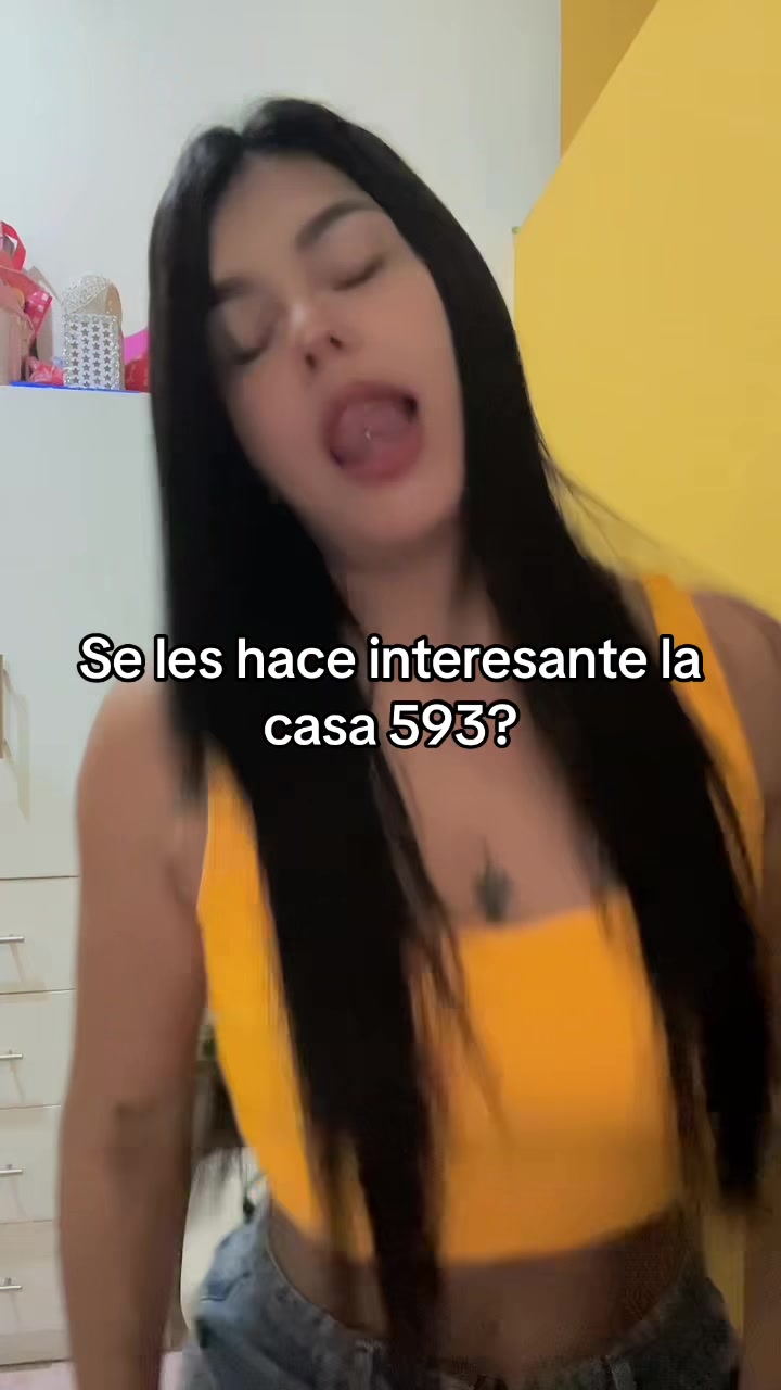 @𝓝𝓪𝓷𝓮 👑
