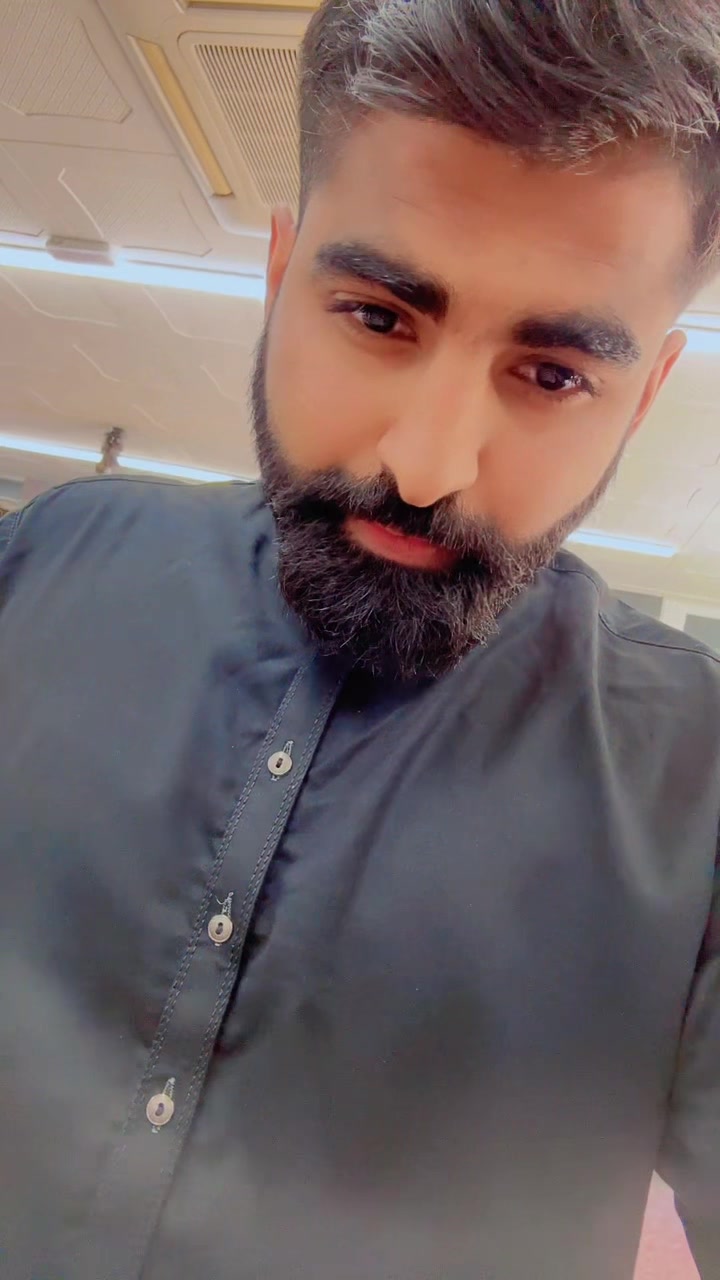 @mr_Abrar_27