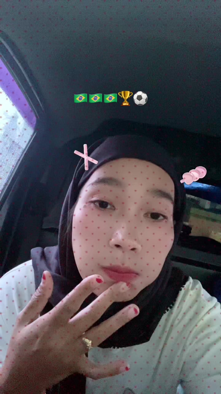 @Is my Name🐰🍓