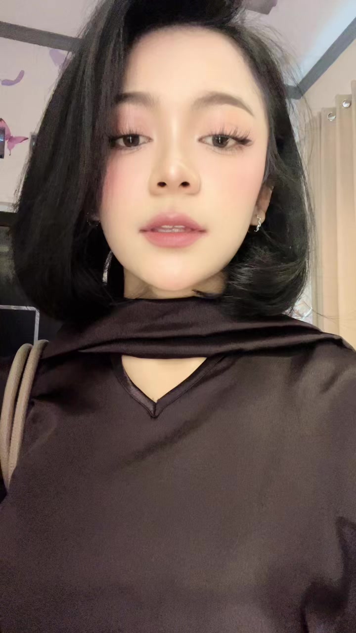@Annaa030805