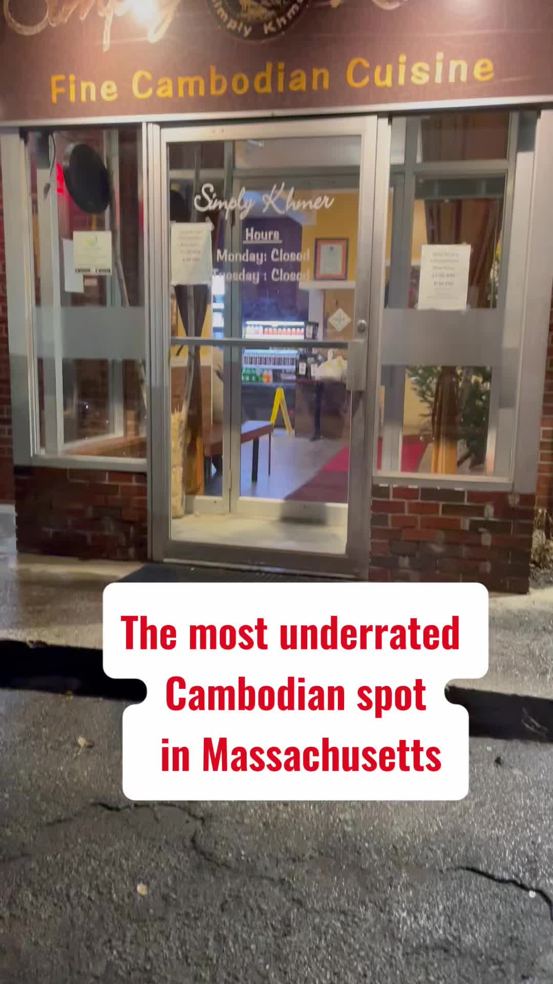 @the_roamingfoodie