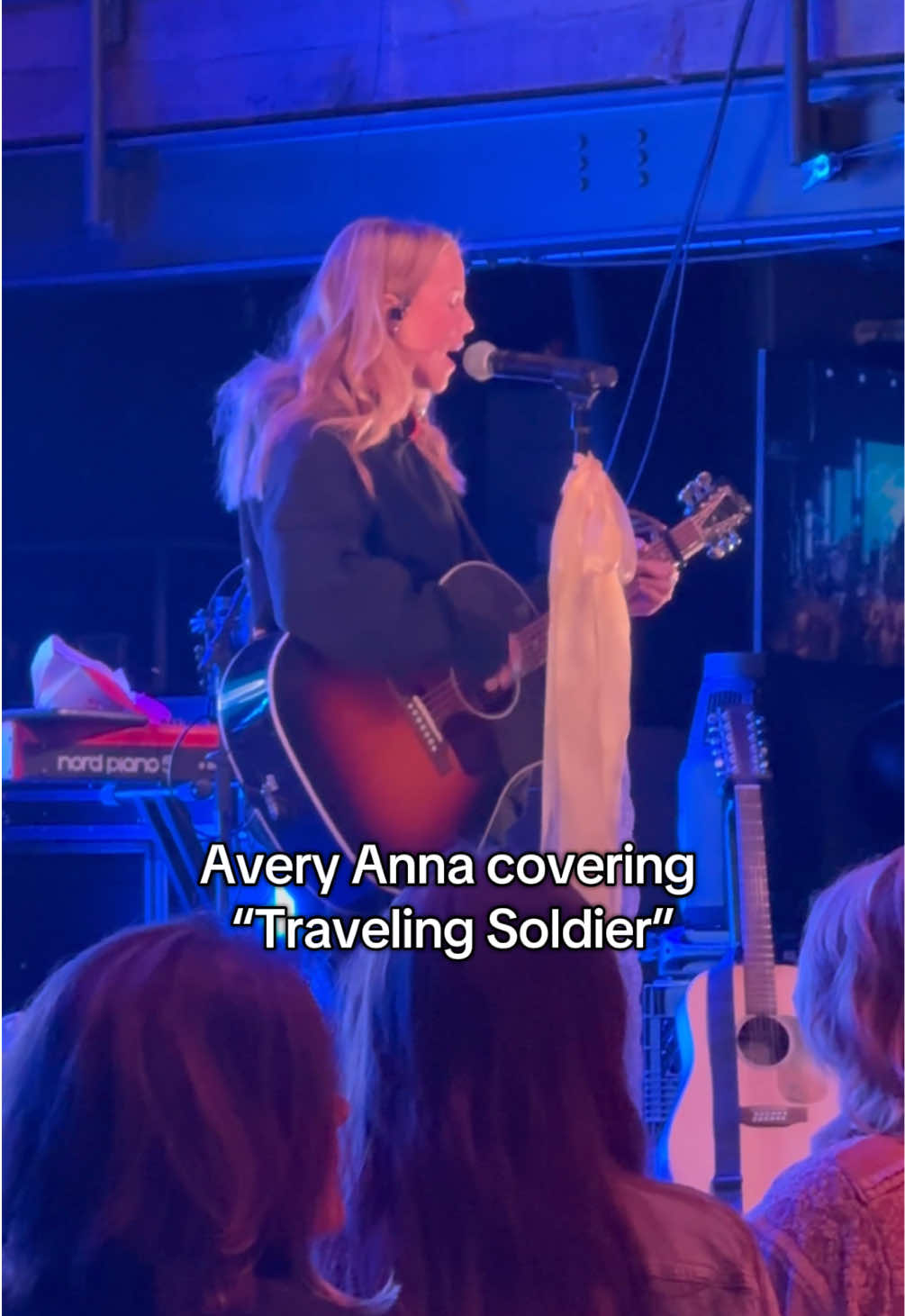 @averytourfan