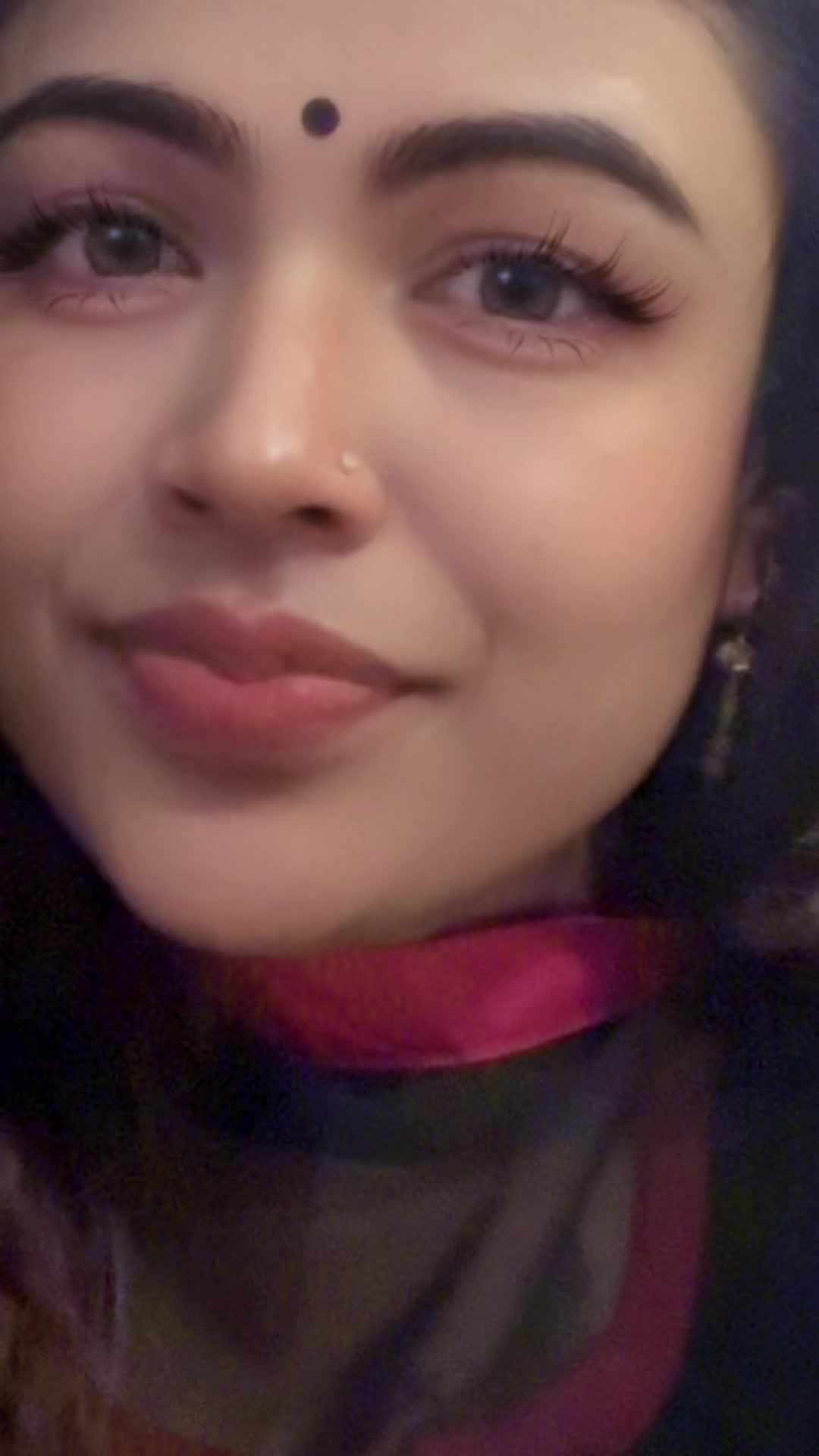 @❤️v. thiyaa❤️