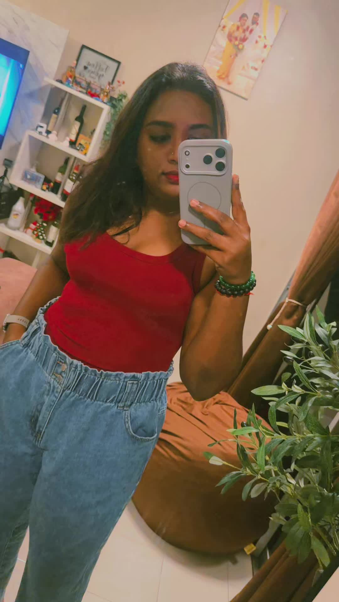 @DianaAlexis_V๐ฆ