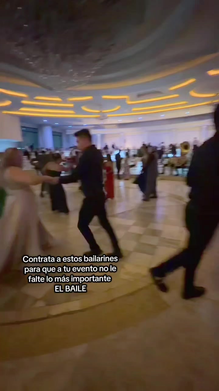 @VAMOS A BAILAR